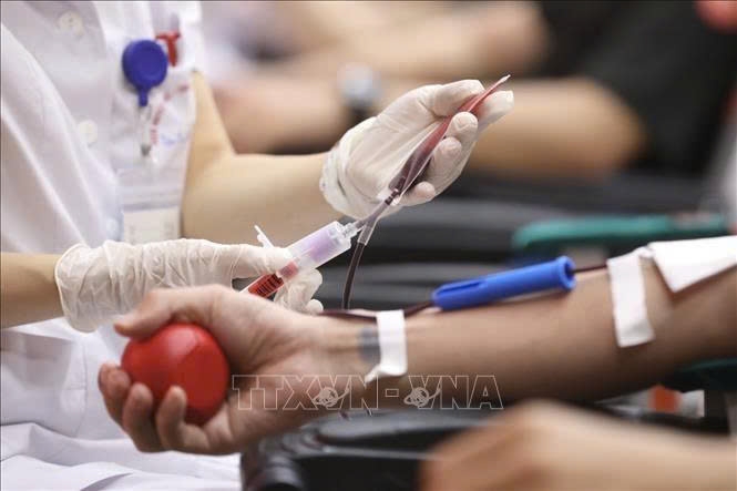 Hanoi blood donation campaign set to collect 4,000 units of blood